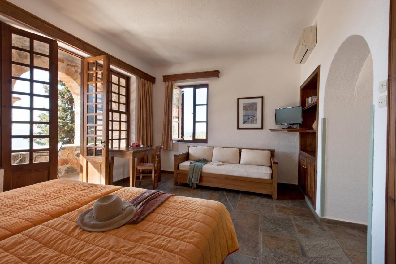 Kalamitsi Hotel Kardhamili Ngoại thất bức ảnh